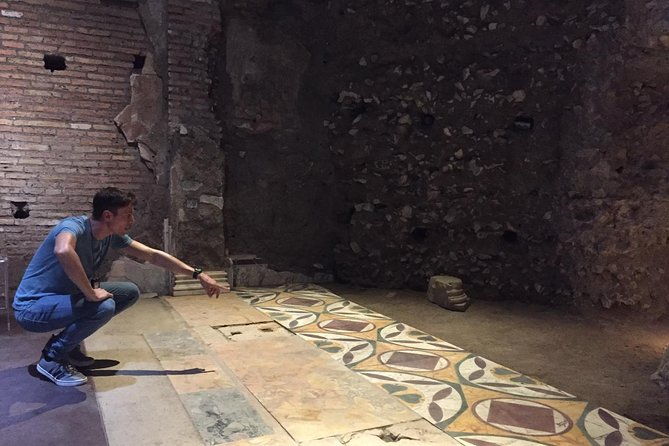 vip-tour-of-the-colosseum-forum-palatine-hill-by-phd-guide