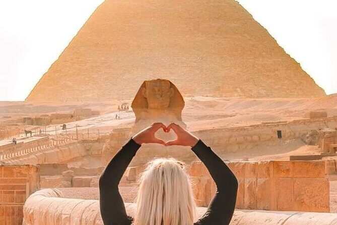 Vip Tour to Giza pyramids, Sphinx , Egyptian museum , Bazaar - Key Points