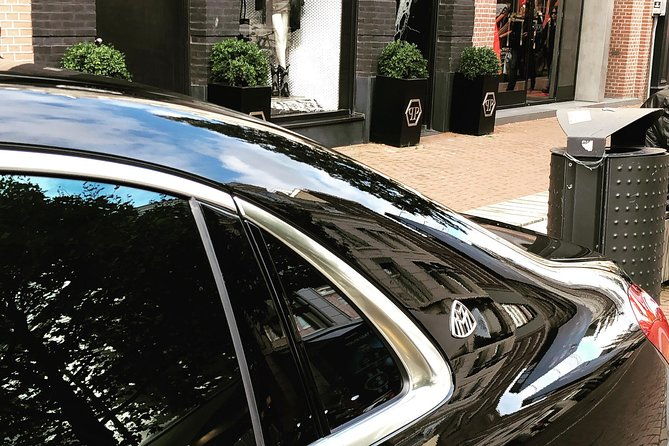 vip-transfer-from-schiphol-airport-to-amsterdam-city-or-back-to-the-airport