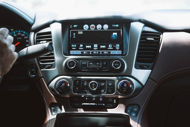 vip-transfer-punta-cana-airport-to-punta-cana-bavaro-hotels-not-uvero-alto