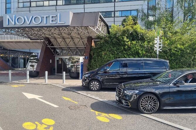 vip-van-driver-transfer-to-disneyland-paris