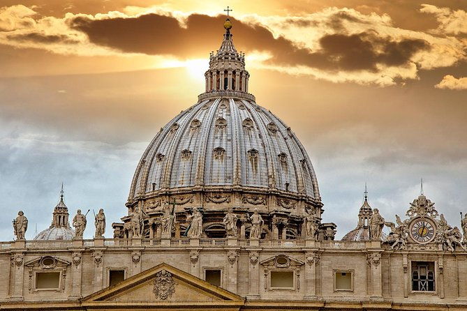 vip-vatican-small-group-tour-experience-art-and-history