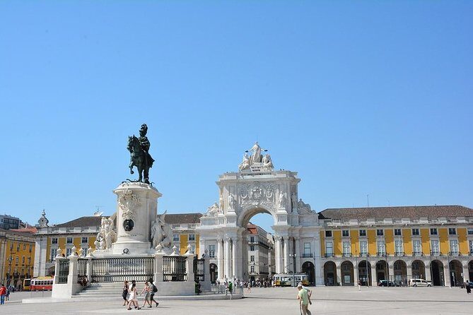 VIP-walking-Tour - Lisbon with your private - in German - FAQ