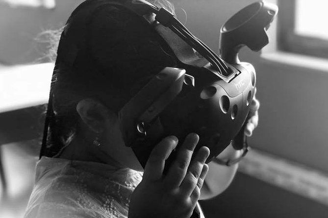virtual-reality-games-and-experiences-perfect-place-to-drink-and-have-fun
