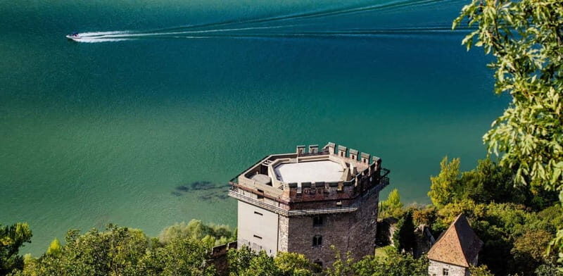 Visegrád: Private Cruise on the Danube River - An In-Depth Look at the Visegrád Private Speedboat Tour