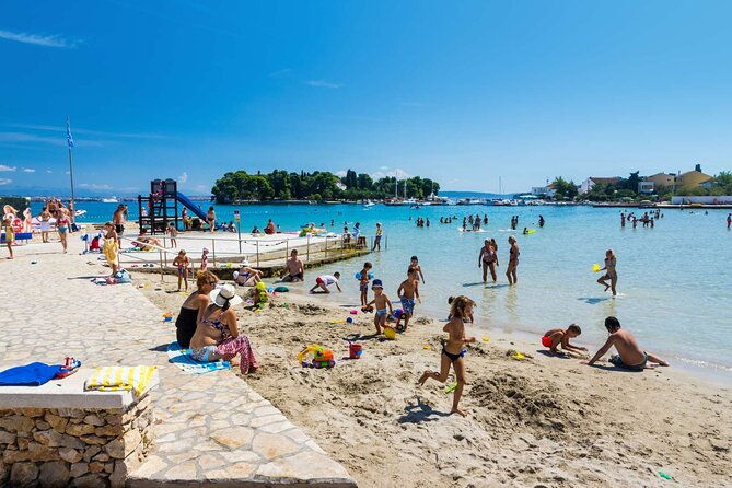 visit-2-islands-of-zadar-on-a-traditional-wooden-boat-during-half-day-trip