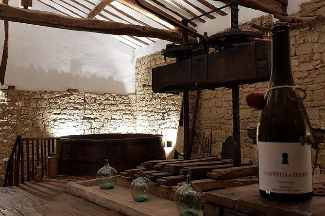 visit-a-winery-of-the-19th-century-and-its-draft