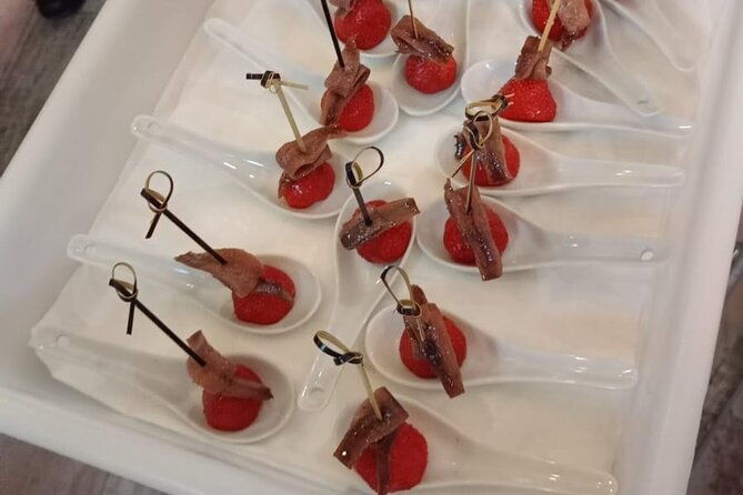 visit-and-gastronomic-experience-of-the-santona-anchovy-factory