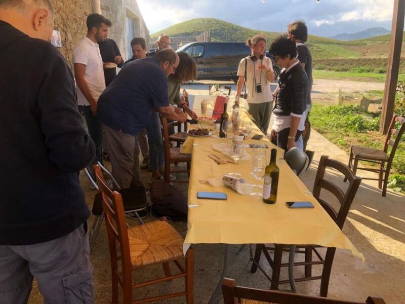 visit-and-tasting-of-typical-products-on-a-farm-in-segesta