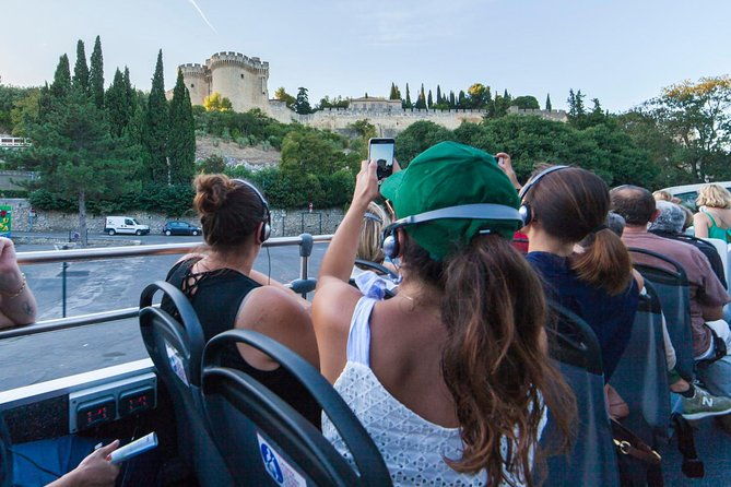 visit-avignon-and-villeneuve-lez-avignon-aboard-a-double-decker-bus-2