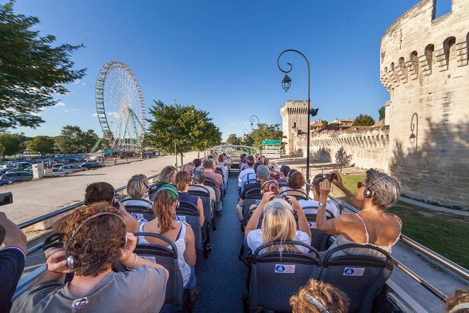 visit-avignon-and-villeneuve-lez-avignon-aboard-a-double-decker-bus-2