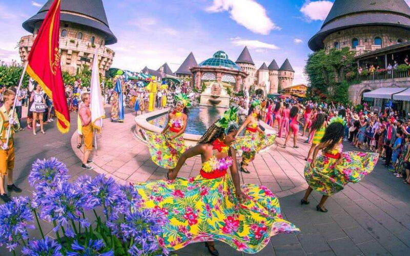 visit-ba-na-hills-golden-bridge-full-day-with-a-tour-guide