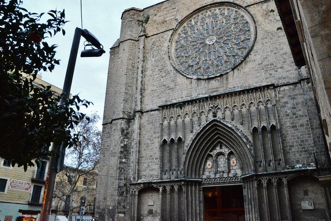 visit-barcelona-kickstart-tour-tips-tricks-included