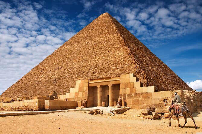 Visit Cairo Pyramids, Egyptian Museum, By Bus - Sharm El Sheikh - The Itinerary: A Day in Cairo’s Heart from Sharm el Sheikh