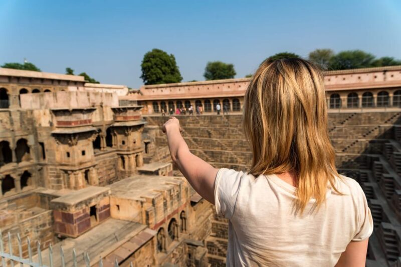 Visit Chand Baori, Fatehpur Sikri with Agra Drop from Jaipur - An In-Depth Look at the Tour Experience