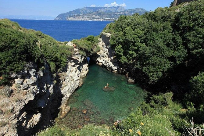 visit-costiera-sorrento-coast-between-history-and-legend