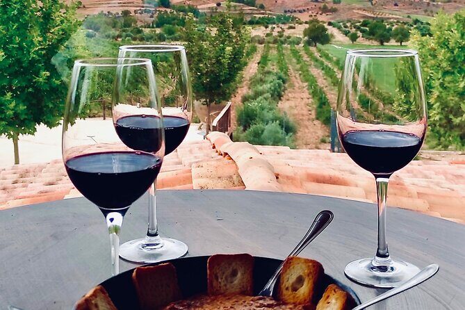Visit Cuenca and a Vineyard in Spanish Tuscany from Madrid - Ventano del Diablo: Natural Beauty