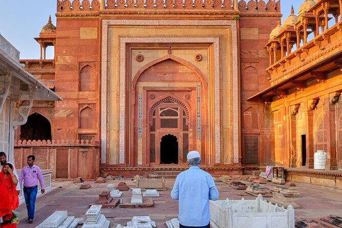 Visit Fatehpur Sikri and Chand Baori with Jaipur Drop from Agra. - An In-Depth Look at the Tour