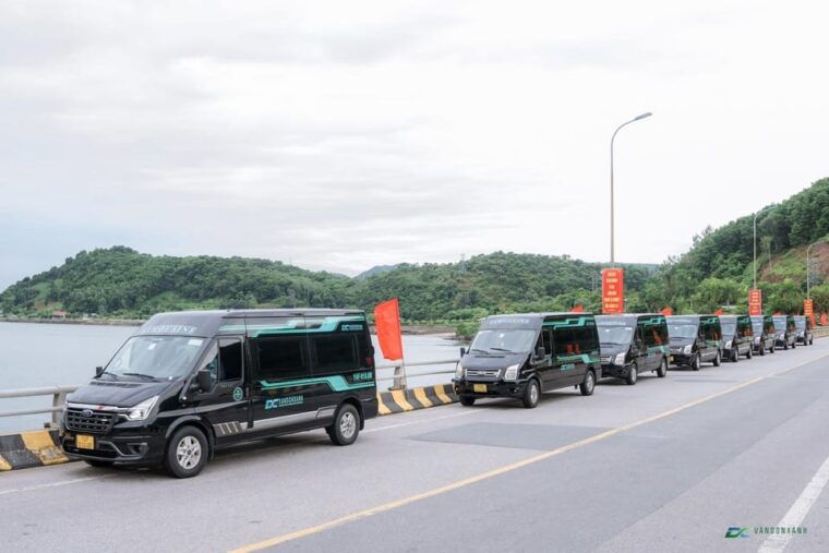 visit-ha-long-a-wonder-of-the-world-from-ha-noi-or-back