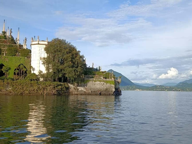 Visit Isole: Madre Island & Bella Island Tour Hop-on Hop-off - The Sum Up