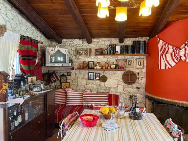 visit-knossos-and-the-valley-of-zeus