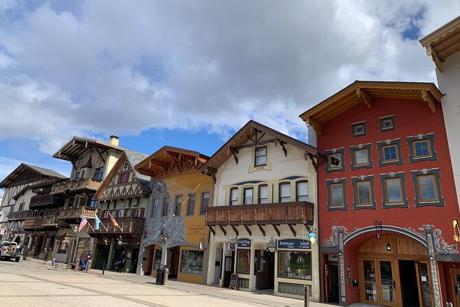 visit-leavenworth-on-a-guided-cascades-and-snoqualmie-falls-tour