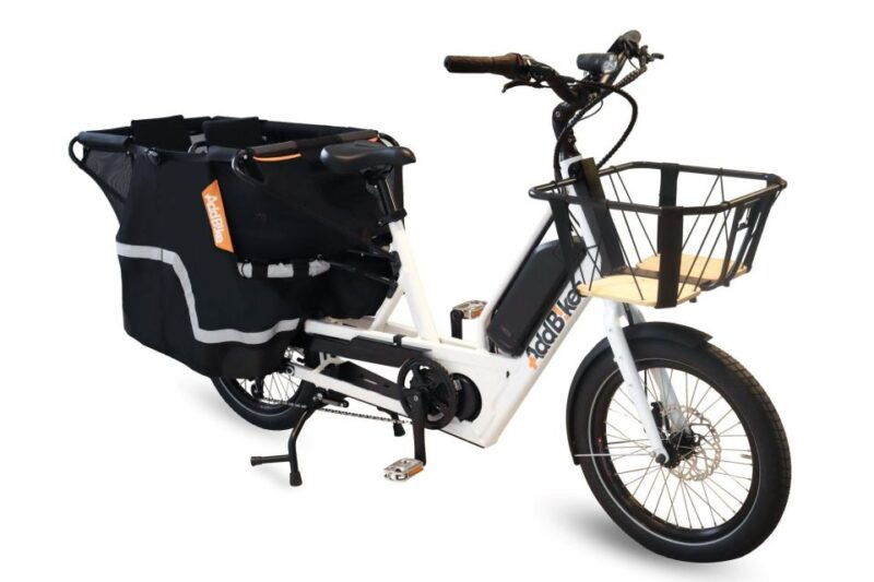 visit-lille-area-by-electric-cargo-bike