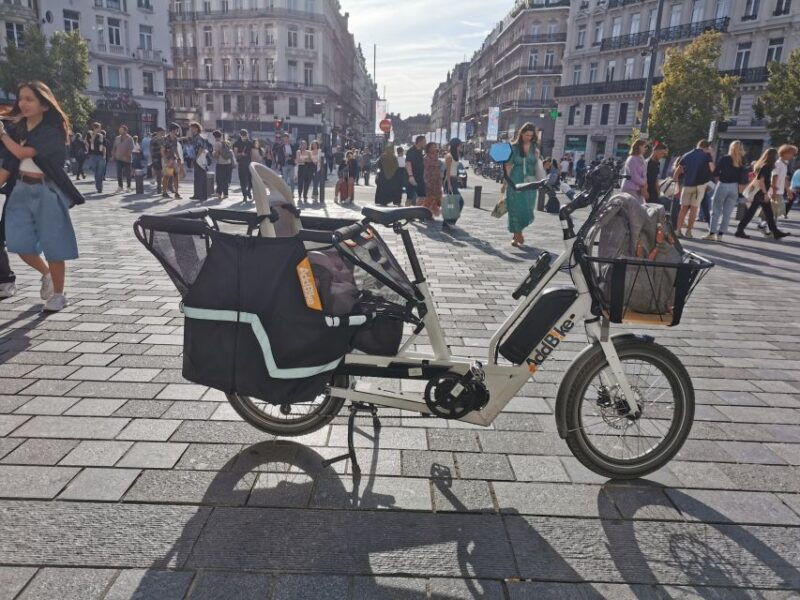 visit-lille-area-by-electric-cargo-bike