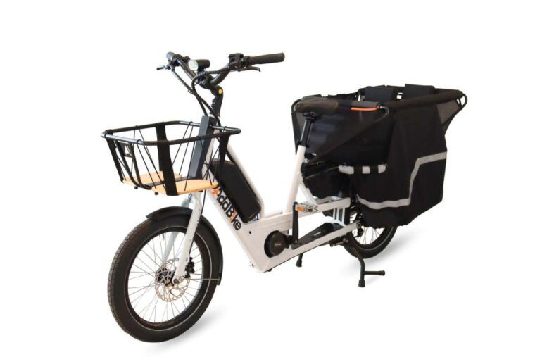 visit-lille-area-by-electric-cargo-bike