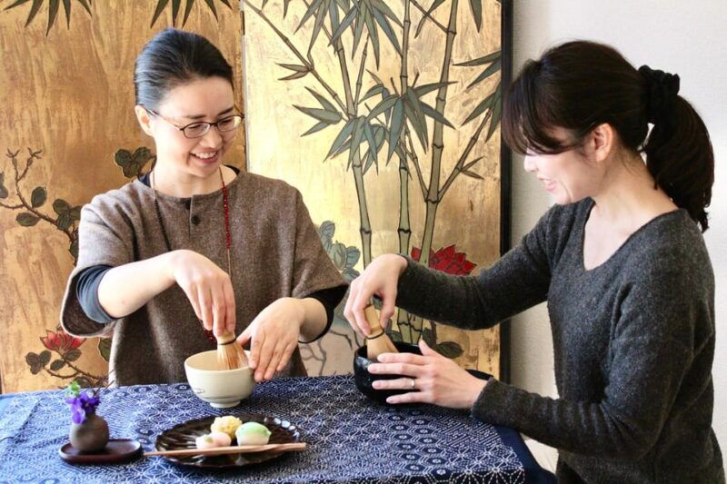 visit-local-home-for-music-and-tea-ceremony-near-disney