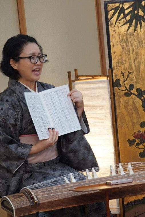 visit-local-home-for-music-and-tea-ceremony-near-disney