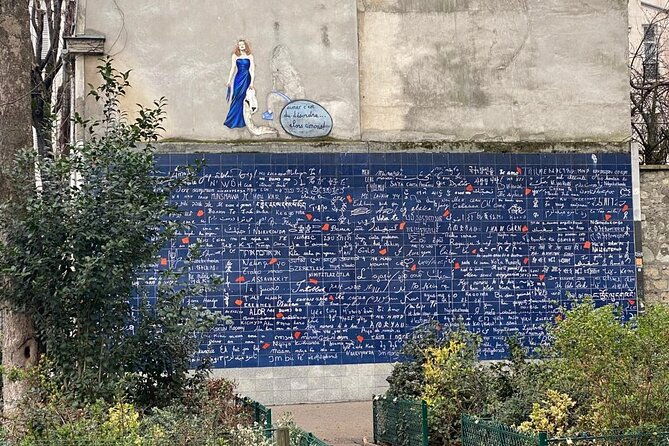 visit-of-montmartre-with-a-treasure-hunt