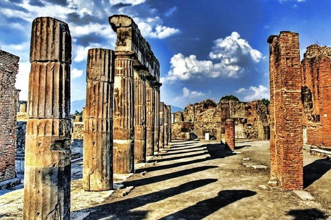 visit-of-the-archaeological-park-of-pompeii