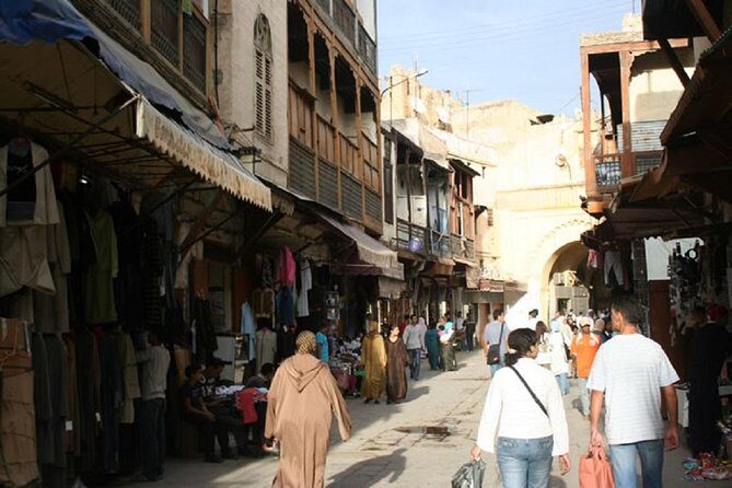 visit of the remparts of the FEZ MEDINA - An In-Depth Look at the Fez Medina Remparts Tour