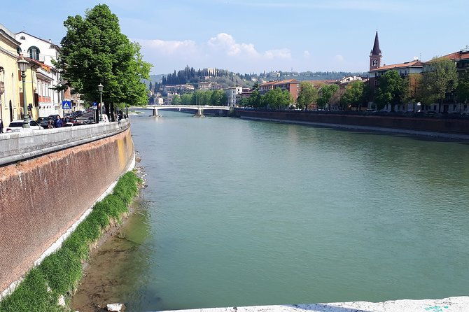 visit-of-verona-and-lake-garda-full-day-tour-from-milan