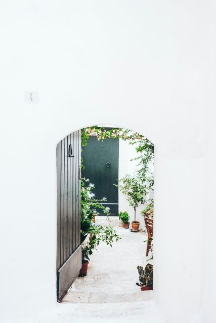 visit-ostuni-locorotondo-polignano-private-or-group-tour