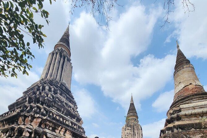 Visit Phnom Udong and Silk Island by Khmer Traditional Tuk-Tuk - A Genuine Look at the Tour Experience
