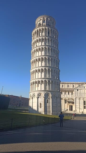 visit-pisa-lucca-with-lunch-in-a-family-run-winery