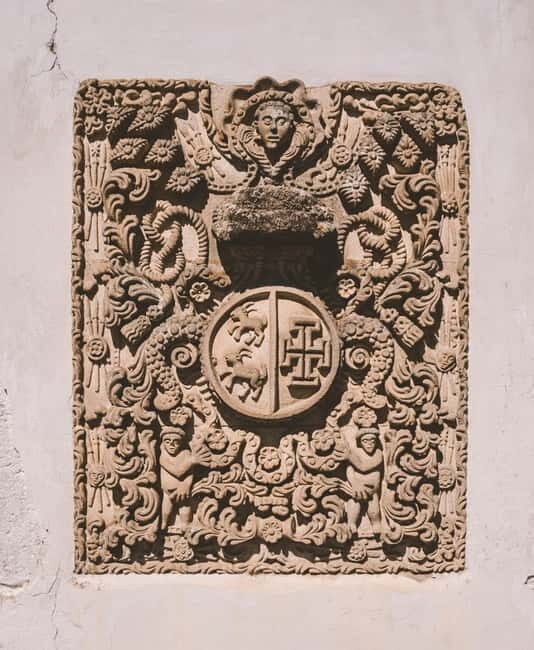 Visit Quinta de Sobre a Fonte with wine tasting and transportation - Key Points