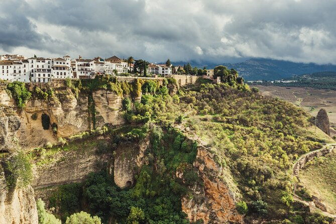 visit-ronda-and-setenil-de-las-bodegas-in-one-day-from-malaga