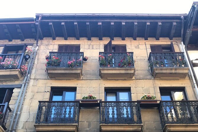 visit-san-sebastian-and-a-family-cheese-farm-with-tasting-from-bilbao