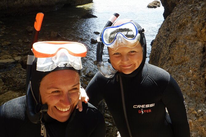 visit-secret-caves-hidden-beaches-and-snorkel-in-alvor-portugal