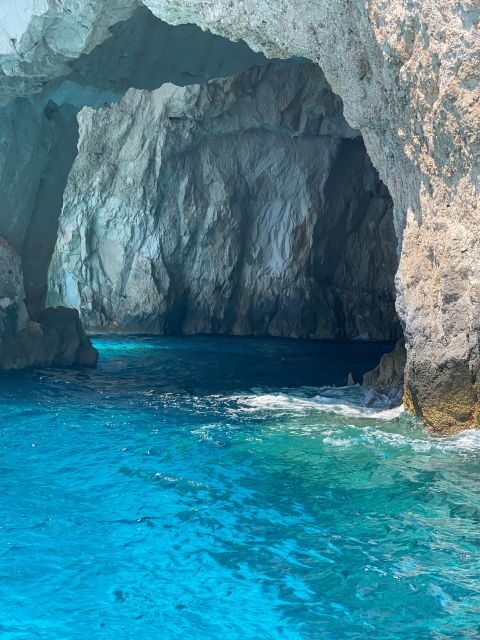 Visit Shipwreck - Introduction: A Closer Look at the Zakynthos Private Boat Tour