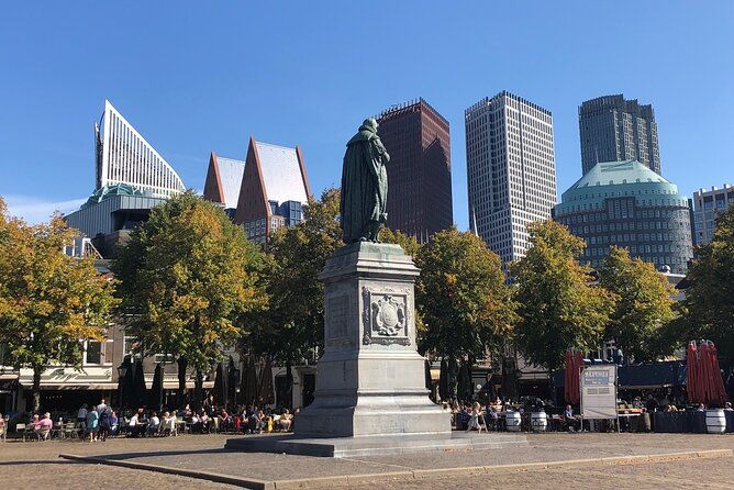 visit-the-girl-with-the-pearl-earring-the-hague-delft-city