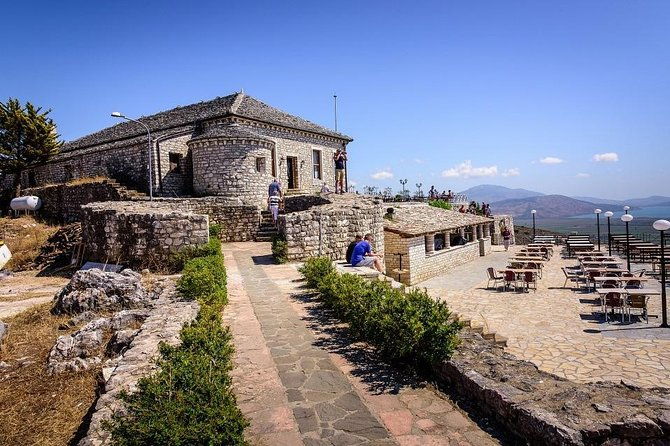 visit-the-national-park-of-blue-eye-lekuresi-castel