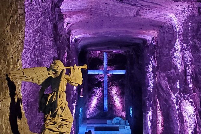 visit-the-zipaquira-cathedral
