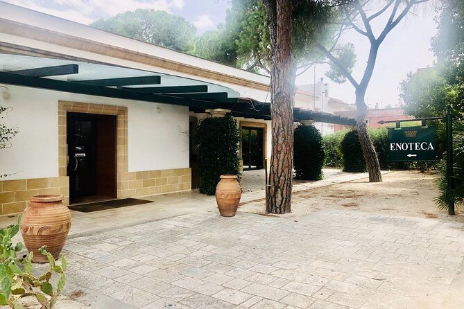 visit-to-a-winery-in-salento-with-wine-tasting-and-light-lunch-from-lecce