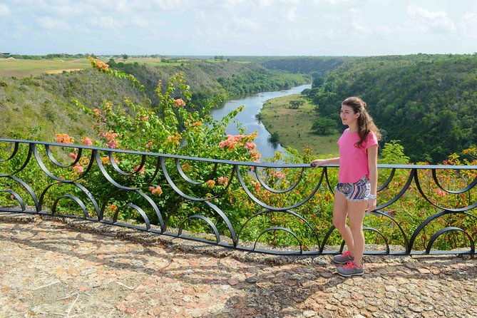 visit-to-altos-de-chavon