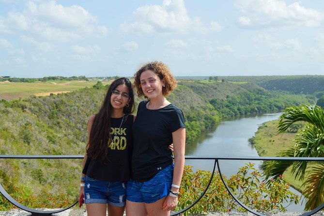 visit-to-altos-de-chavon