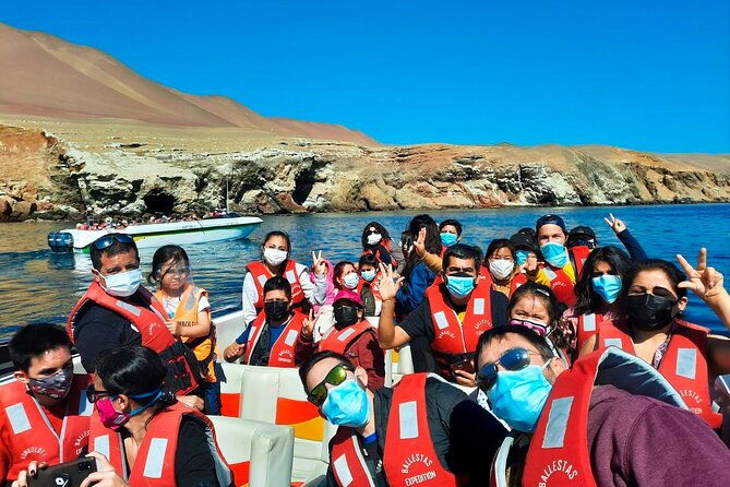 visit-to-paracas-ballestas-islands-and-huacachina